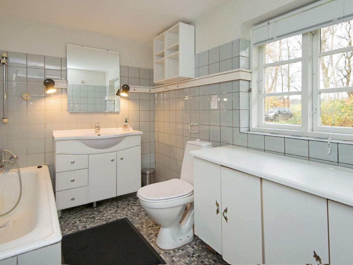 15 Person Holiday Home In Hundslund 外观 照片