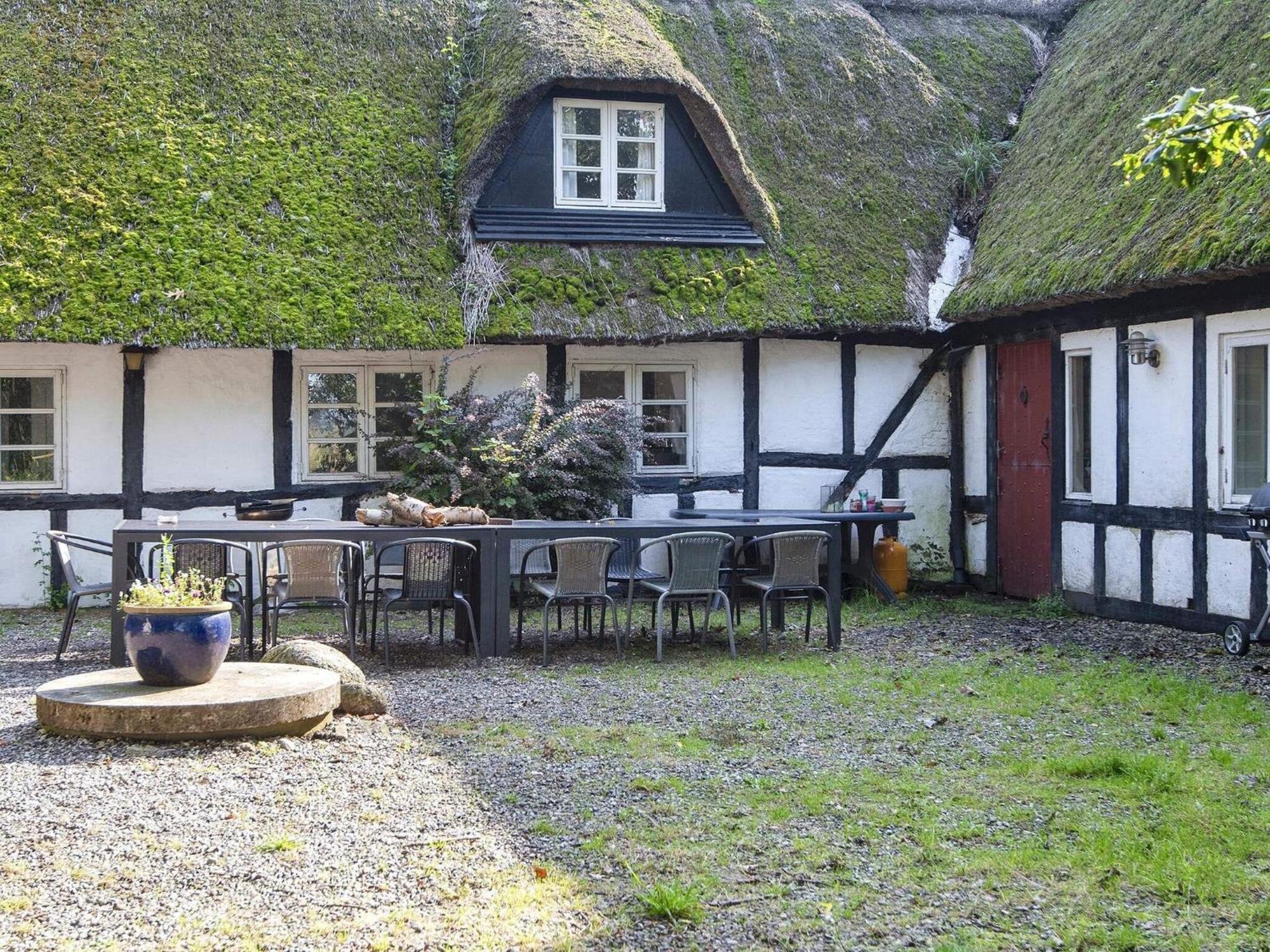 15 Person Holiday Home In Hundslund 外观 照片